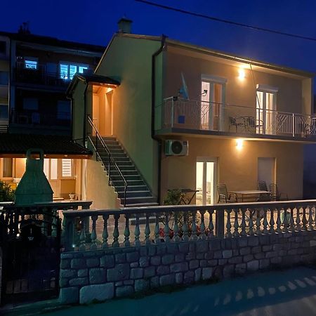 Lana 2 Apartment Senj  Bilik gambar