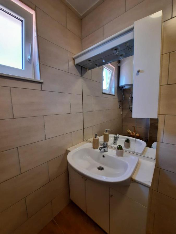 Lana 2 Apartment Senj  Luaran gambar