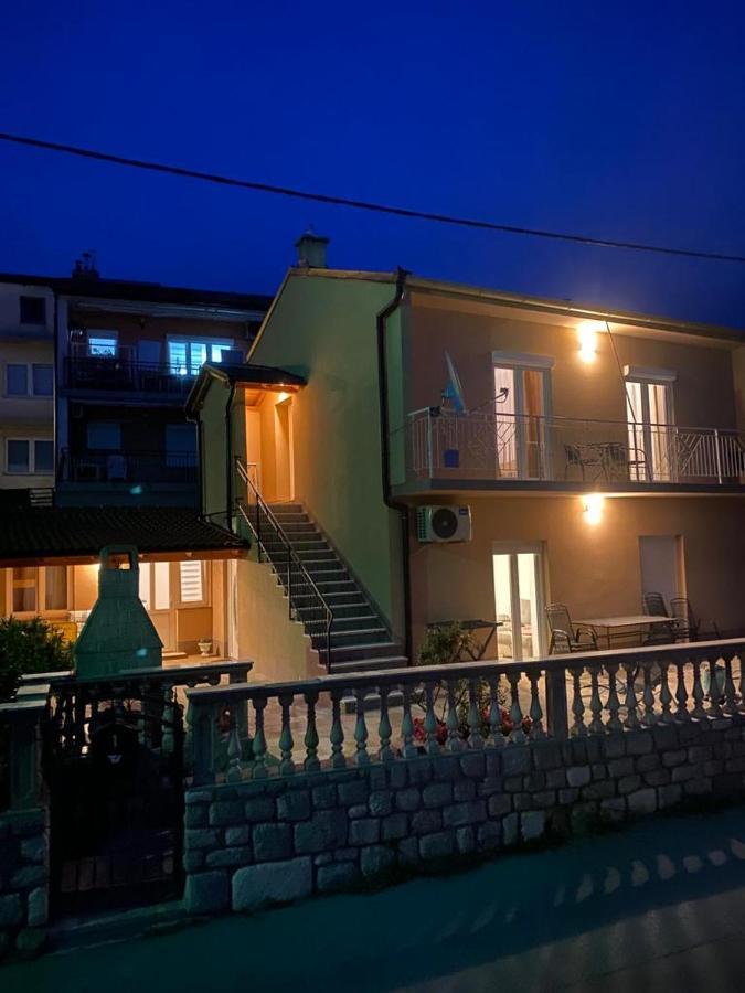 Lana 2 Apartment Senj  Luaran gambar